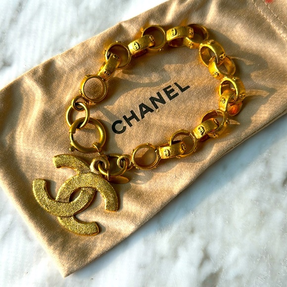Jewelry - CHANEL vintage gold CC logo thick chain bracelet.  Original dust bag